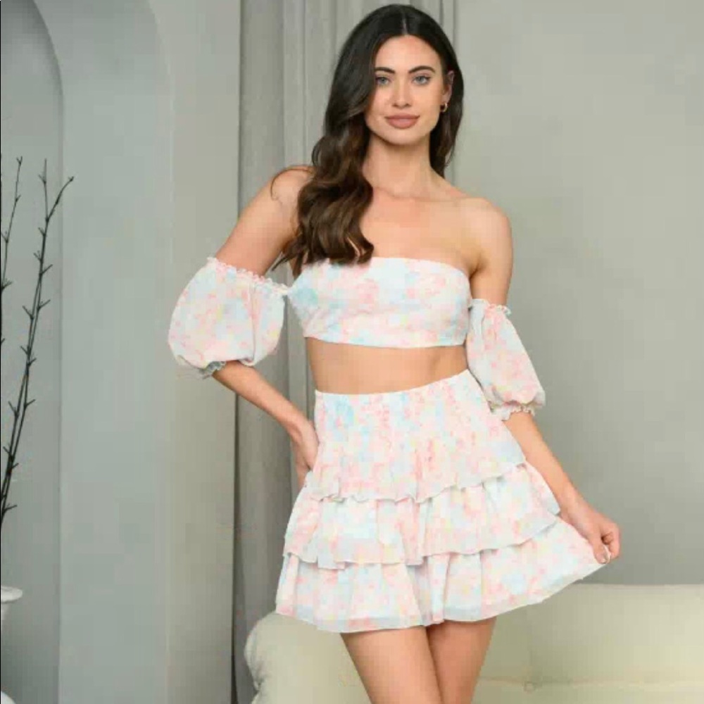 2 pc top & skirt set - Picture 5 of 5